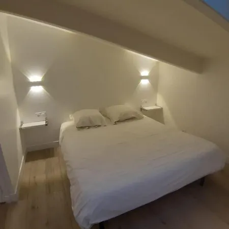 Le Carre D'or Apartment *