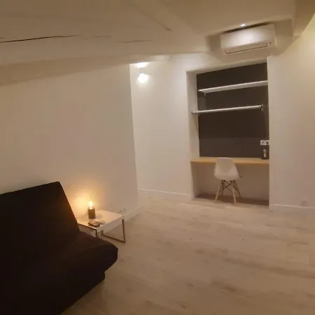 Le Carre D'or Apartment